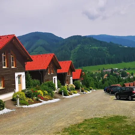 Casa de Férias Chalet In Gaal An Der Skipiste & Alpenpark *