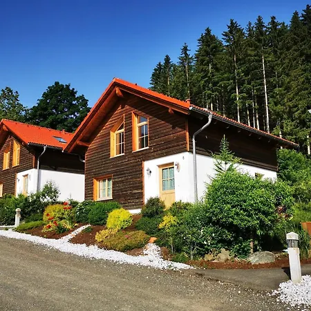 Casa de Férias Chalet In Gaal An Der Skipiste & Alpenpark *